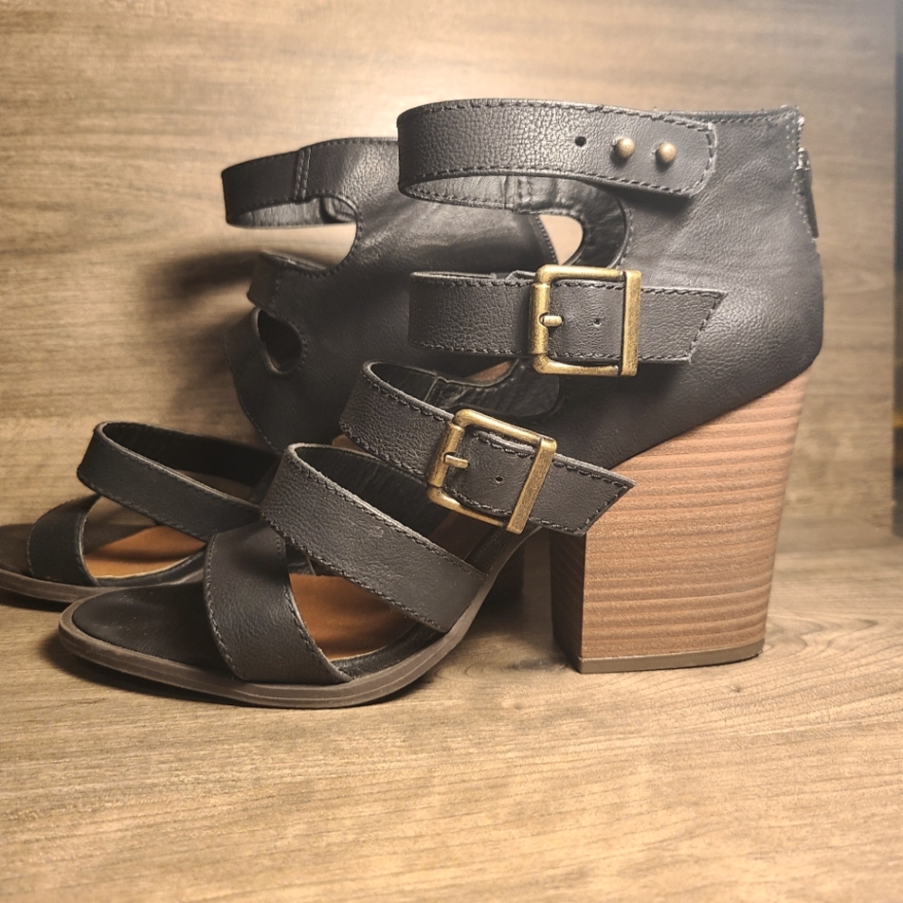 MUDD Heels